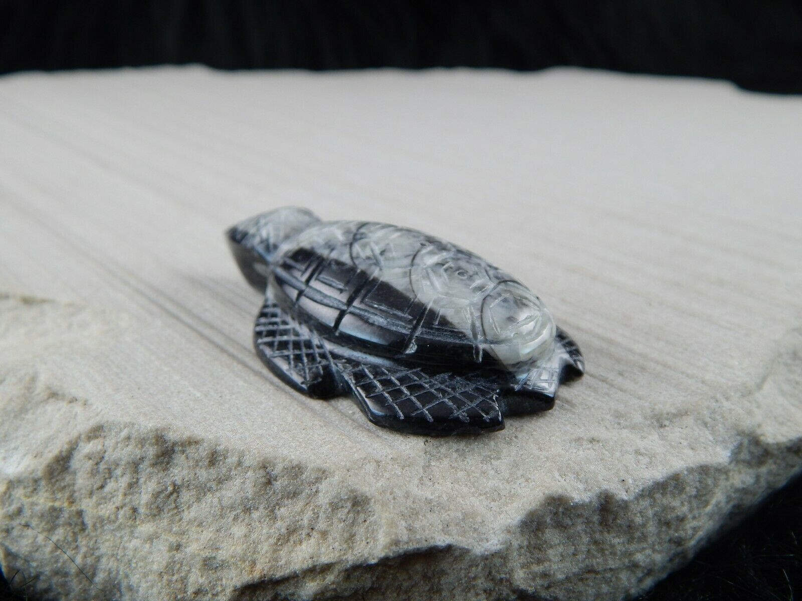 Turtle Zuni Fetish Carving - Kenny Cheama - High Lonesome Trading
