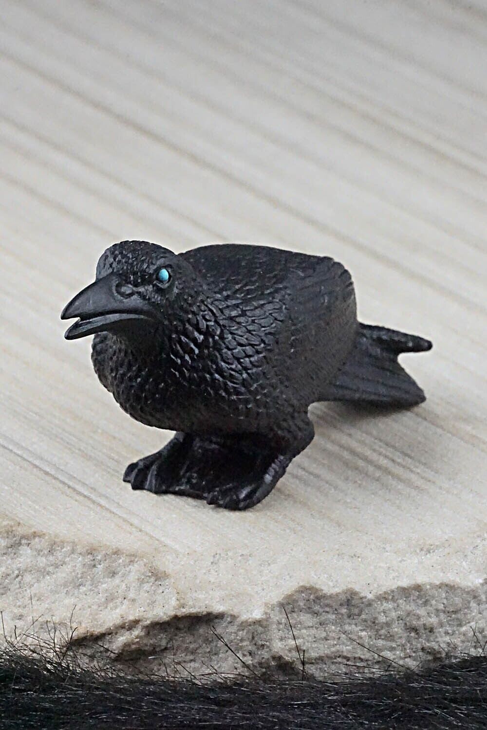 Crow Zuni Fetish Carving - Travis Lasiloo