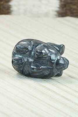 Pig Zuni Fetish Carving - Stanton Hannaweeke