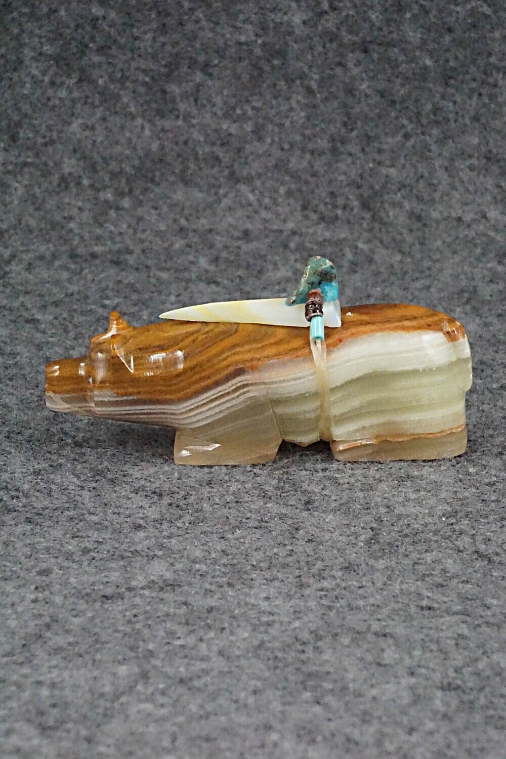 Bear Zuni Fetish Carving - Alex Tsethlikai