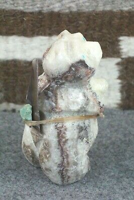 Bear Zuni Fetish Carving - Ariane Quam