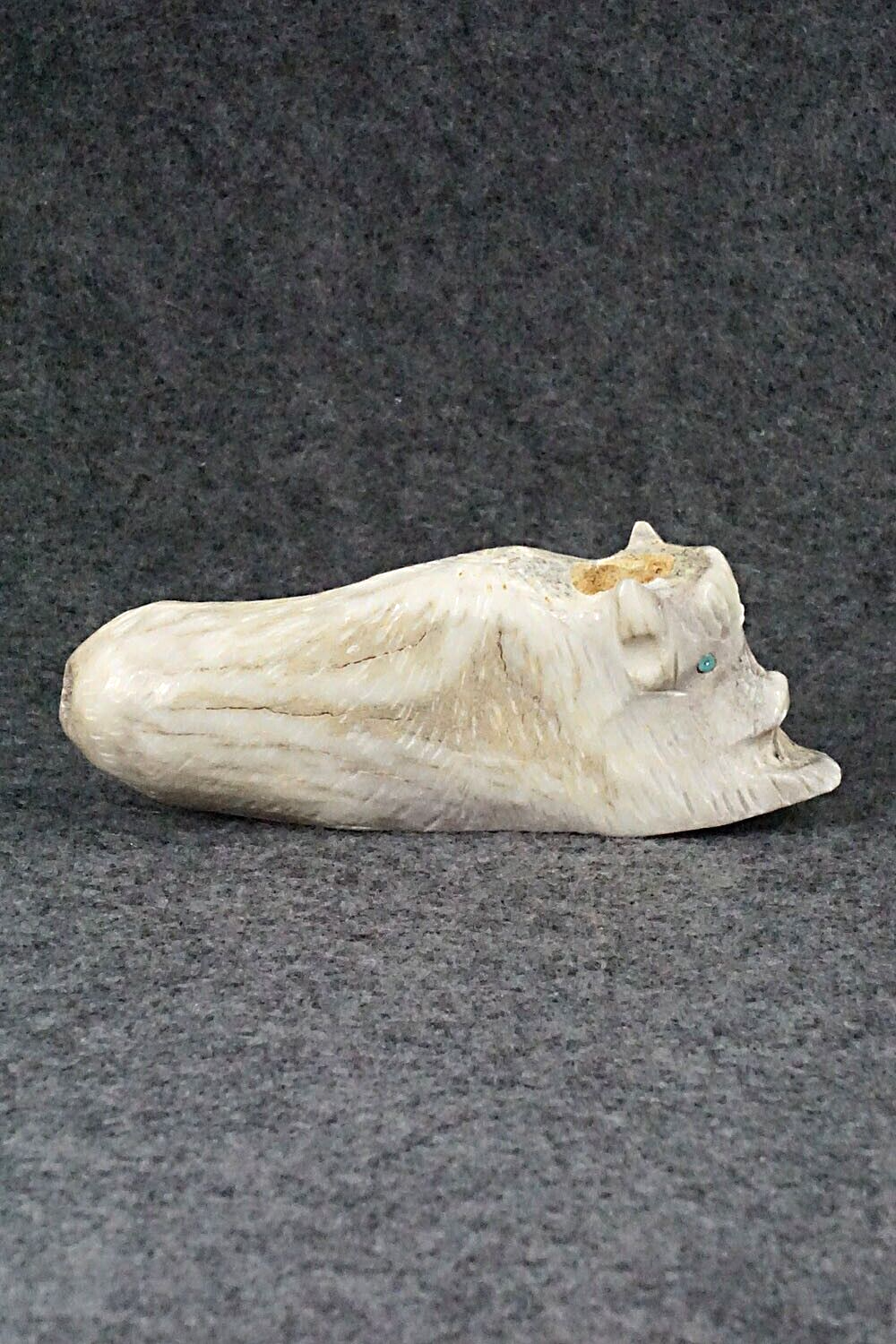 Buffalo Zuni Fetish Carving - Allison White