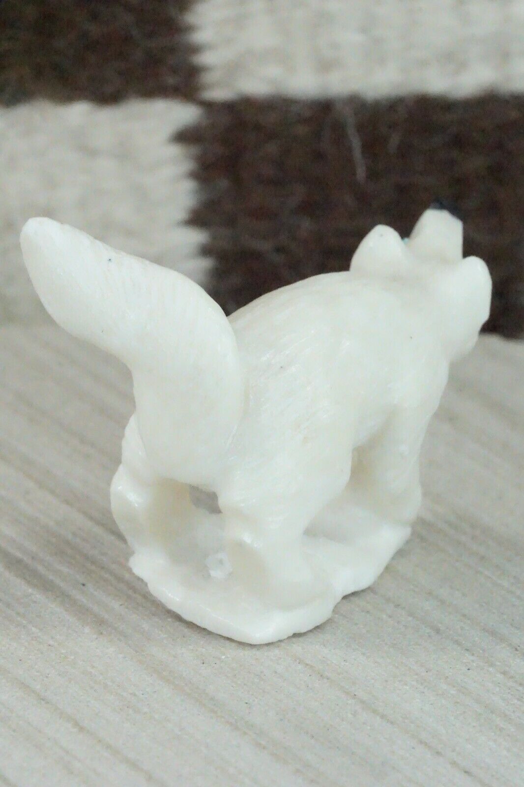 Mink Zuni Fetish Carving - Derrick Kaamasee