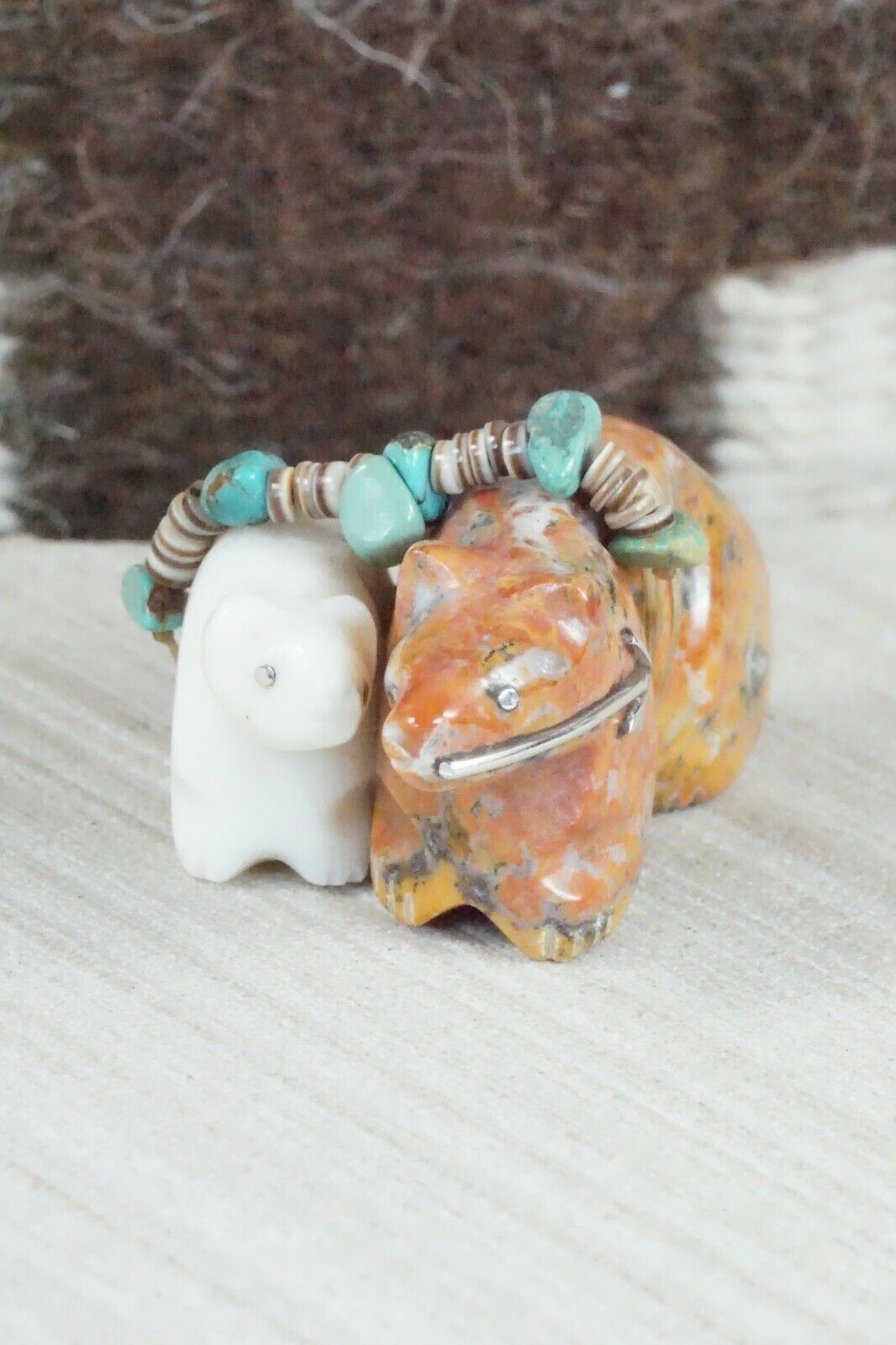 Bear Zuni Fetish Carving - Daisy Natewa - High Lonesome Trading