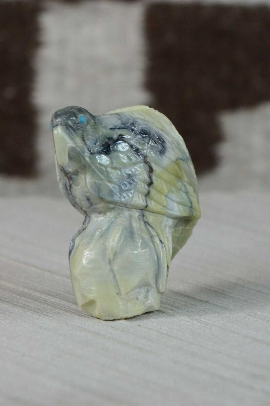 Eagle Zuni Fetish Carving - Derrick Kaamasee - High Lonesome Trading
