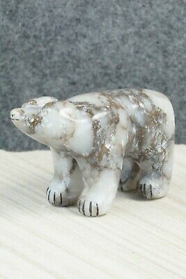 Bear Zuni Fetish Carving - Rickson Kallestewa