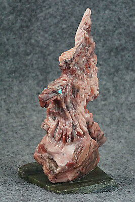 Eagle Zuni Fetish Carving - Jon Quam