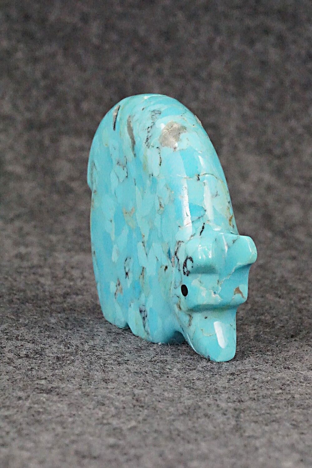 Bear Zuni Fetish Carving - Andres Lementino