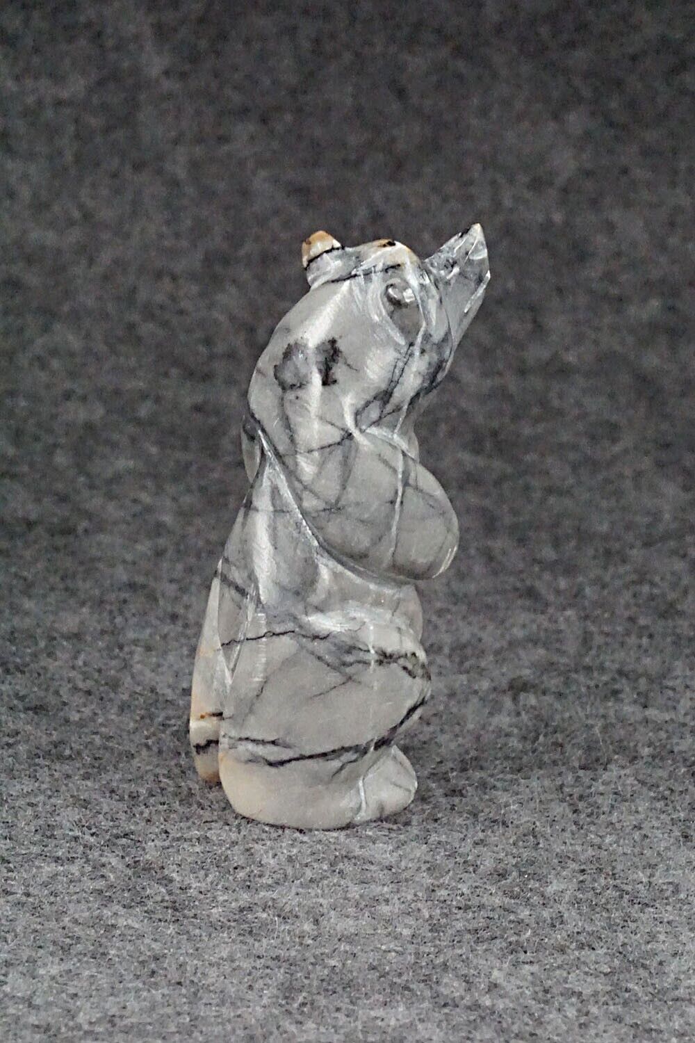 Bear Navajo Fetish Carving - Albert Livingston