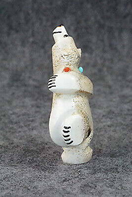Bear Zuni Fetish Carving - Claudia Peina