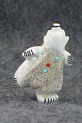 Bear Zuni Fetish Carving - Claudia Peina