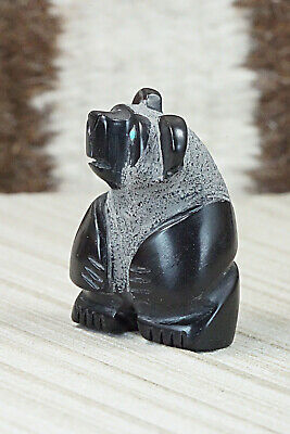 Bear Zuni Fetish Carving - Reynold Lunasee