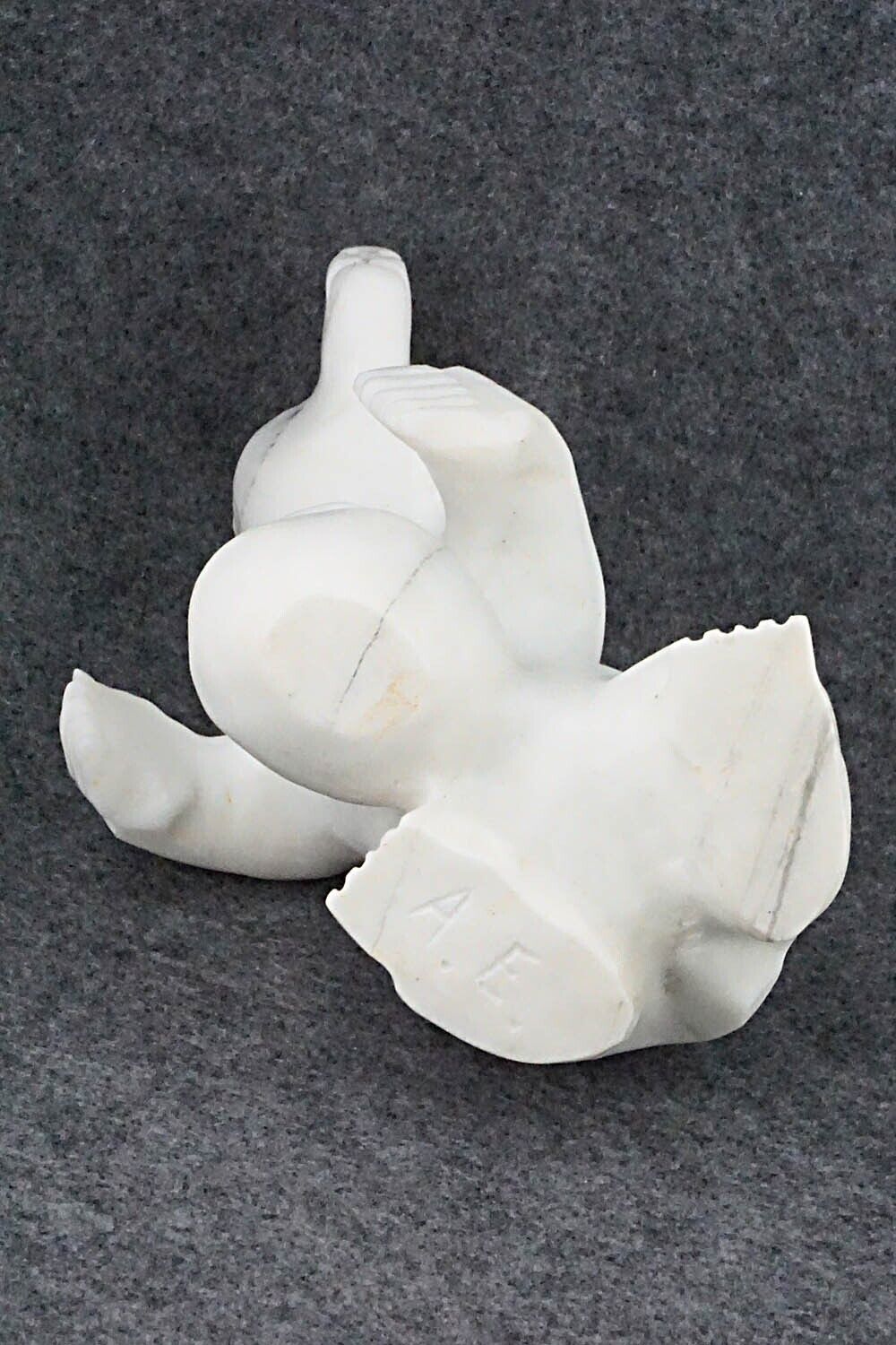 Bear Zuni Fetish Carving - Albert Eustace