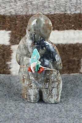 Bear Zuni Fetish Carving - Ariane Quam
