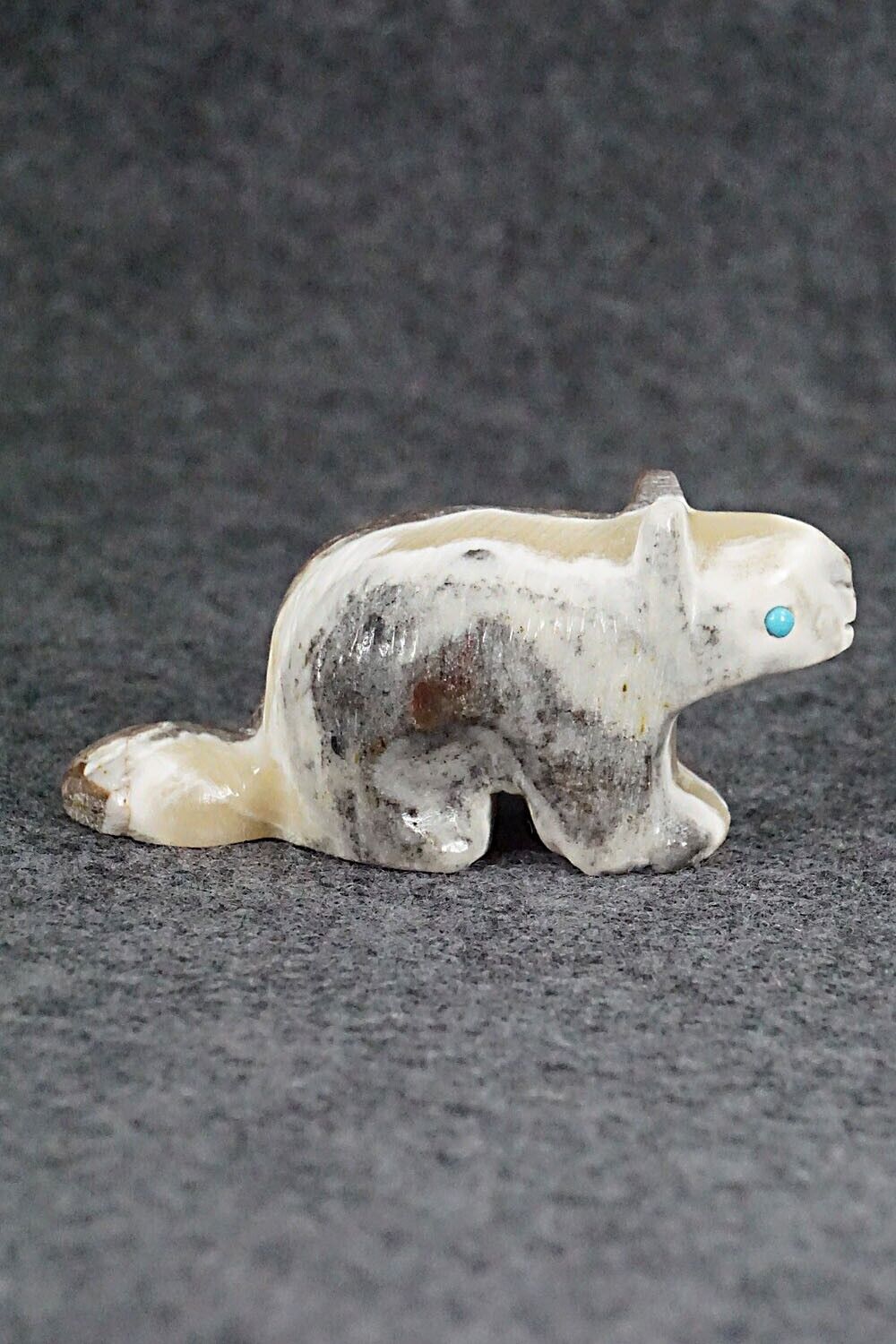 Beaver Zuni Fetish Carving - Ronnie Lunasee