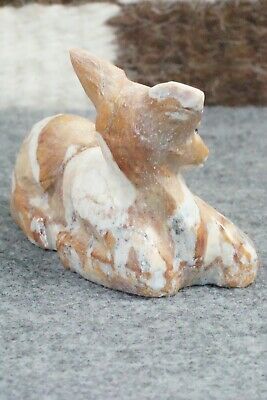 Deer Zuni Fetish Carving - Derrick Kaamasee