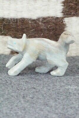 Wolf Zuni Fetish Carving - Derrick Kaamasee