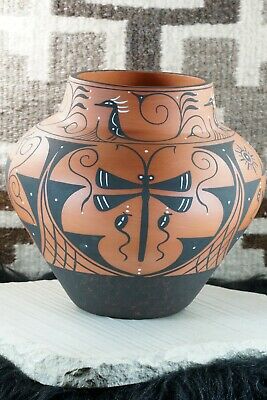 Zuni Pottery - Darla Westika