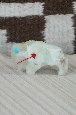 Buffalo Zuni Fetish Carving - Kevin Quam