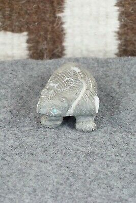 Badger Zuni Fetish Carving - Karen Zunie