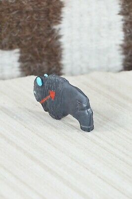 Buffalo Zuni Fetish Carving - Kevin Quam
