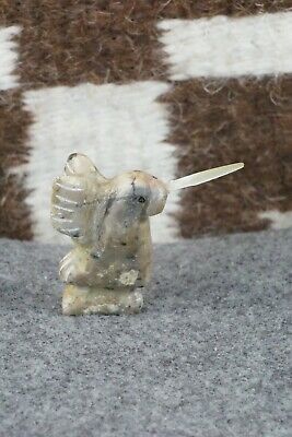 Humming Bird Zuni Fetish Carving - Justin Red Elk
