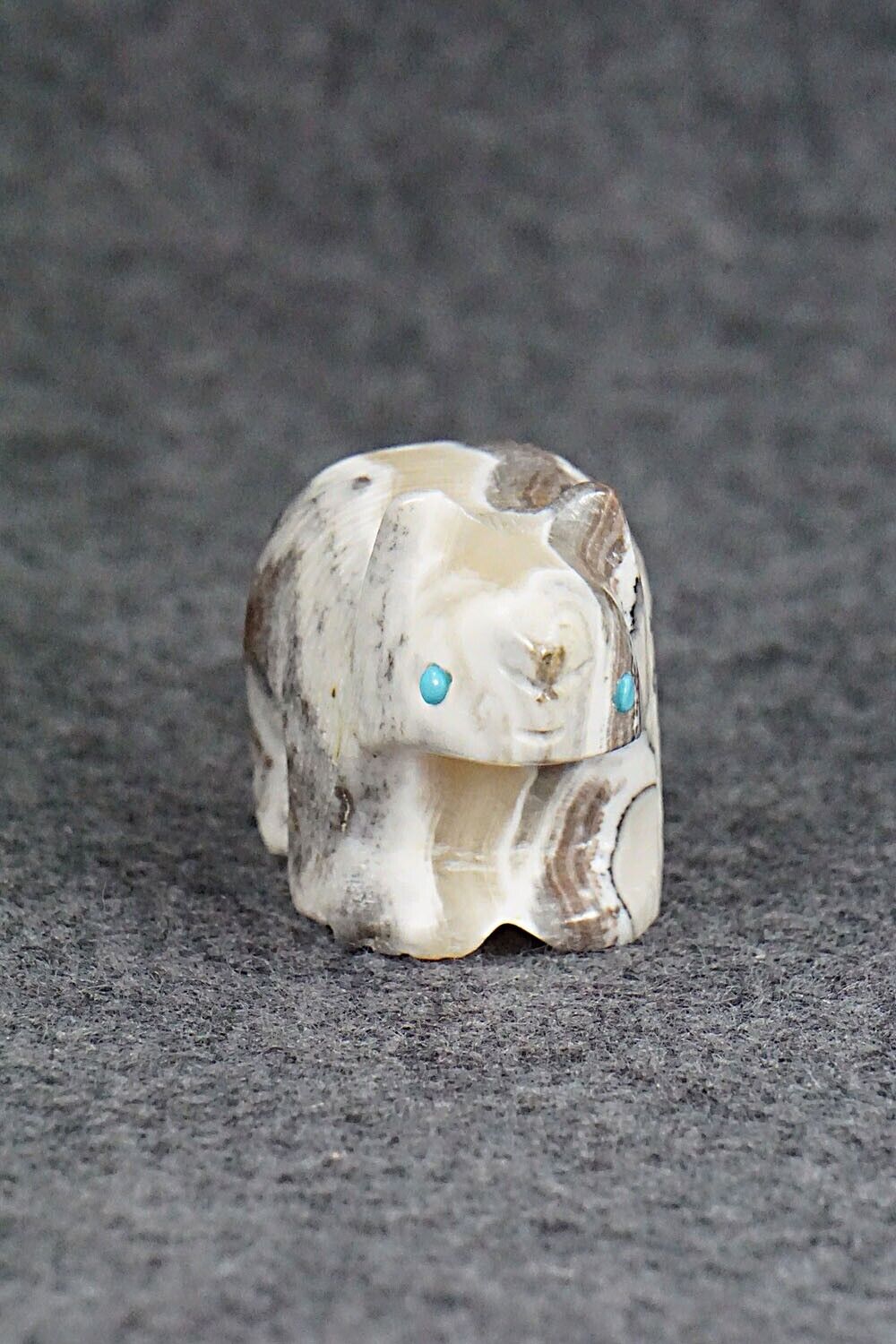 Beaver Zuni Fetish Carving - Ronnie Lunasee