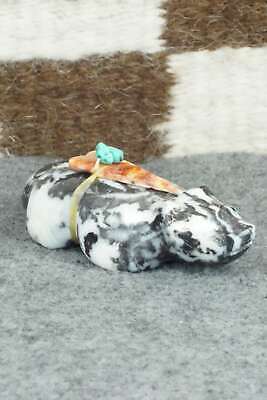 Badger Zuni Fetish Carving - Daphne Quam