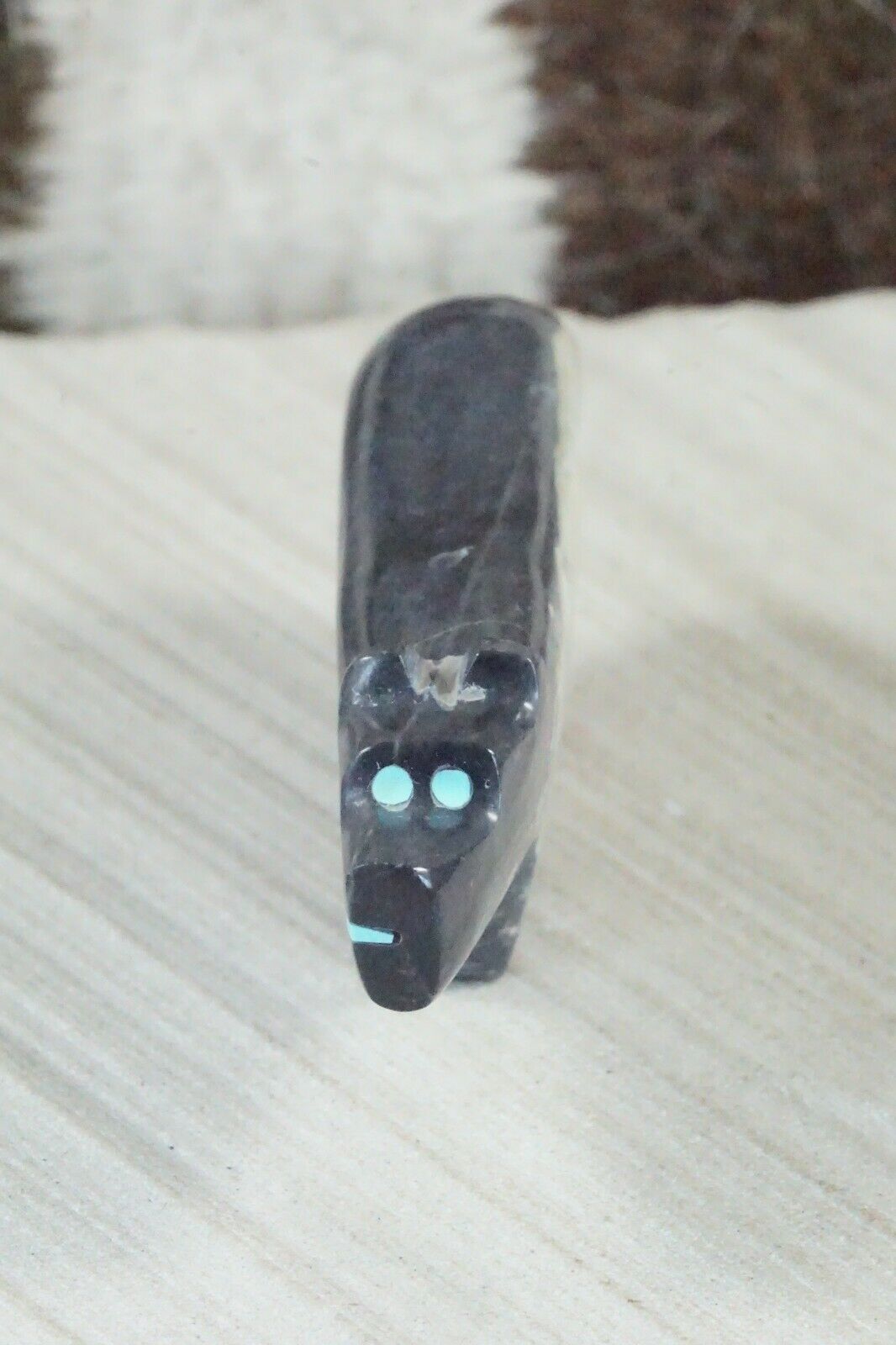 Bear Zuni Fetish Carving - Bernard Laiwakete