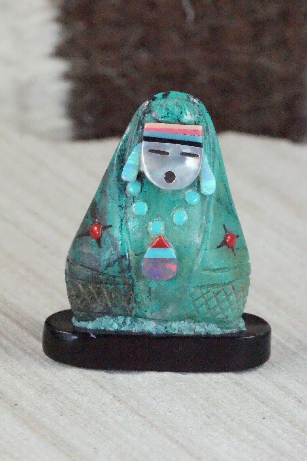 Corn Maiden Zuni Fetish Carving - Faye Quandelacy