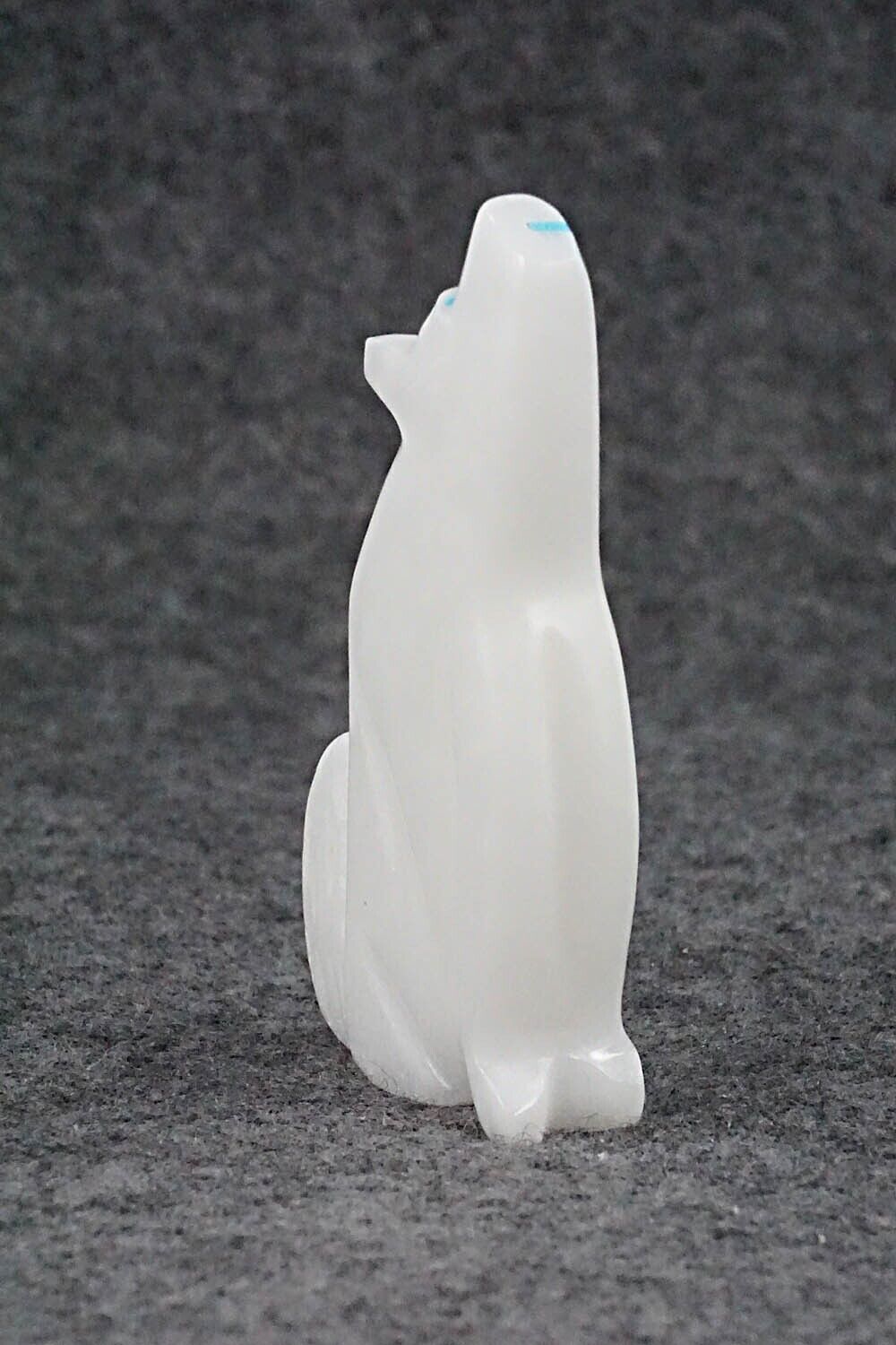 Coyote Zuni Fetish Carving - Rodney Laiwakete