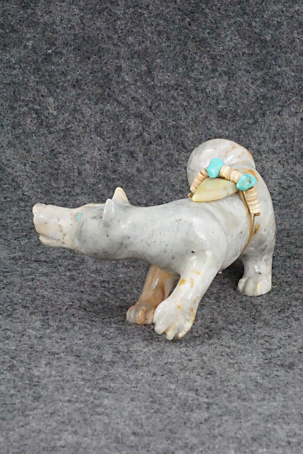 Wolf Zuni Fetish Carving - Albert Eustace