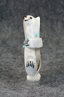 Bear Zuni Fetish Carving - Claudia Peina