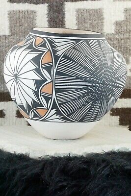 Acoma Pottery - B.D. Garcia