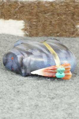 Bear Zuni Fetish Carving - Daphne Quam