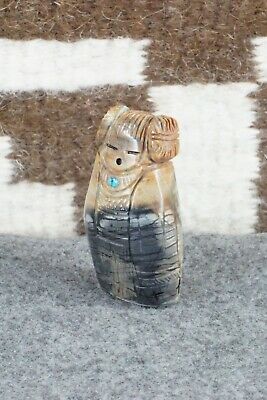 Corn Maiden Zuni Fetish Carving - Faye Quandelacy