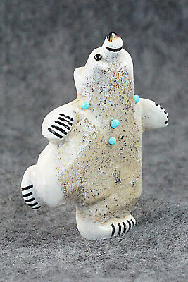 Bear Zuni Fetish Carving - Claudia Peina