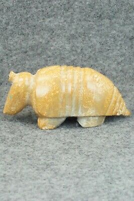 Armadillo Zuni Fetish Carving - Enrike Leekya