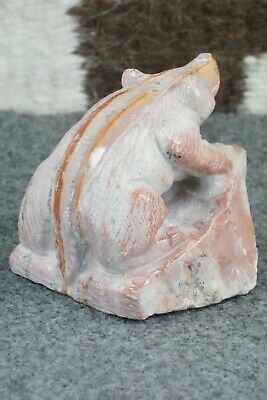 Badger Zuni Fetish Carving - Derrick Kaamasee