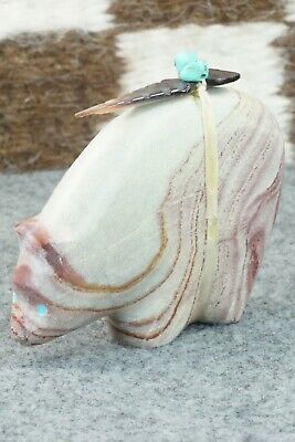 Bear Zuni Fetish Carving - Daphne Quam