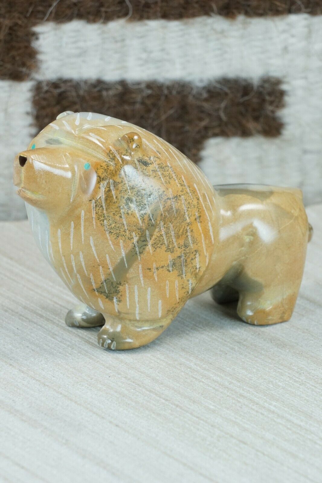 Lion Zuni Fetish Carving - Enrike Leekya