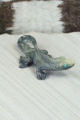 Lizard Zuni Fetish Carving - Lance Cheama
