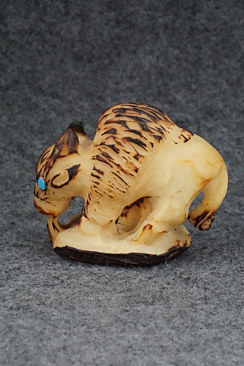 Buffalo Zuni Fetish Carving - Chris Nastacio