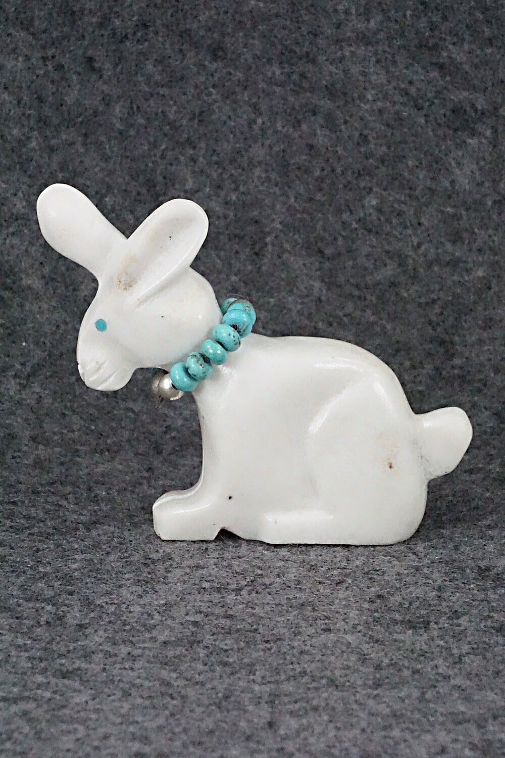 Jack Rabbit Zuni Fetish Carving - Andres Lementino