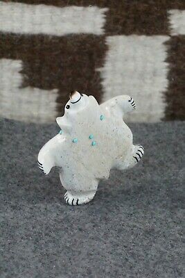 Bear Zuni Fetish Carving - Claudia Peina