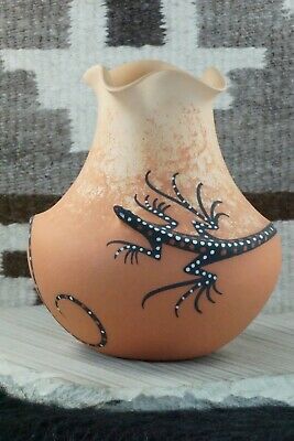 Zuni Pottery - Lorenda Cellicion