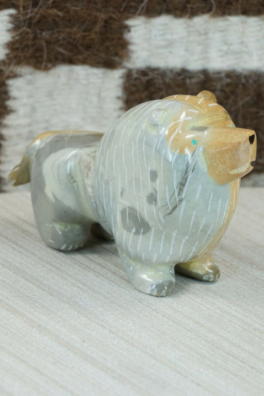 Lion Zuni Fetish Carving - Enrike Leekya