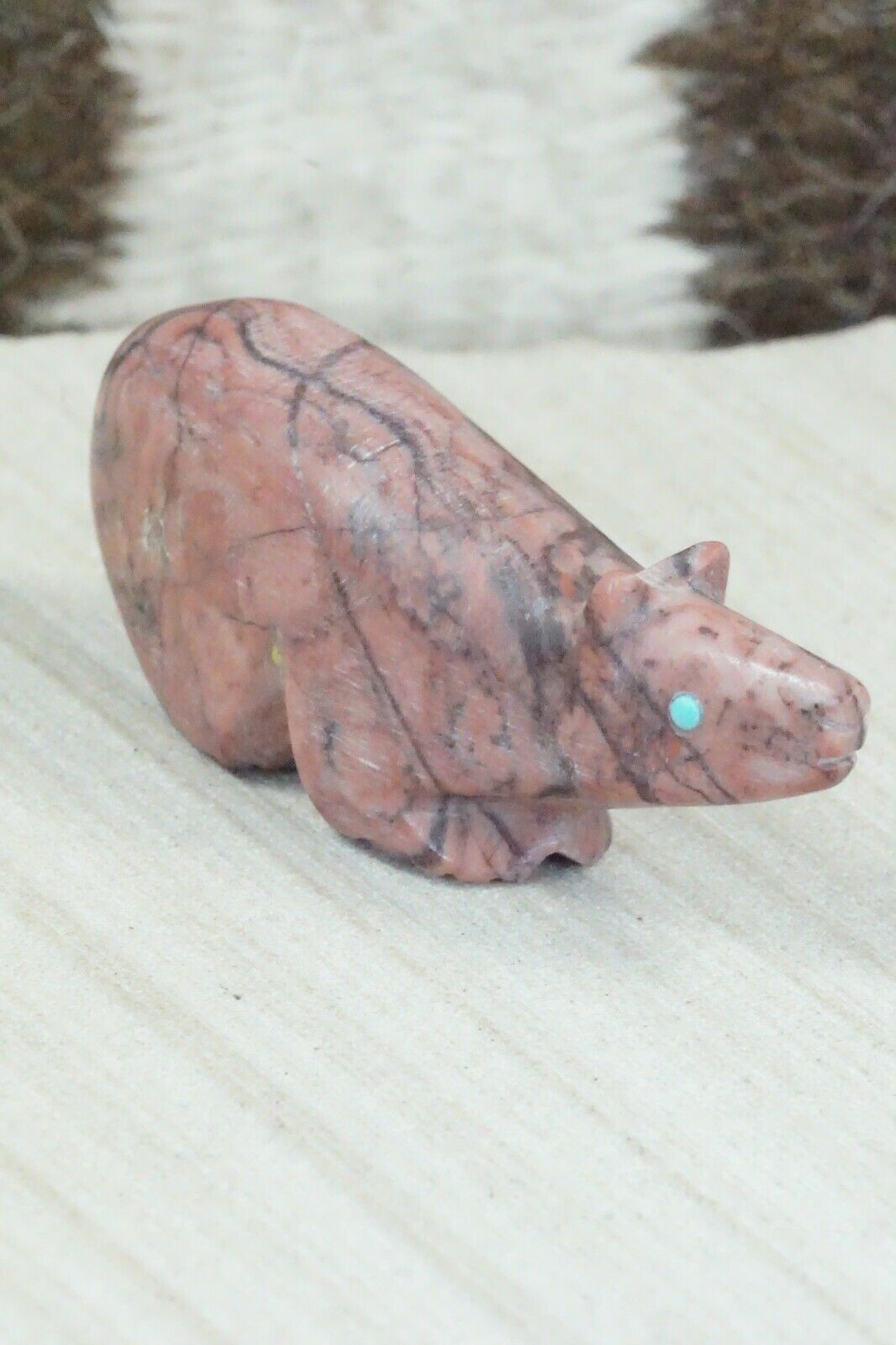 Bear Zuni Fetish Carving - Ronnie Lunasee
