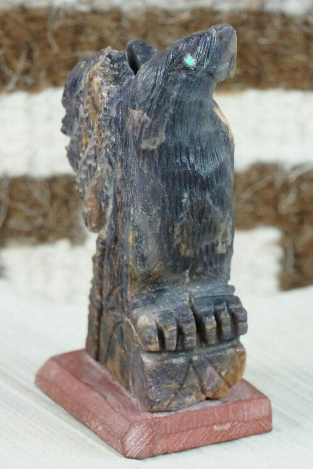 Eagle Zuni Fetish Carving - Jon Quam - High Lonesome Trading