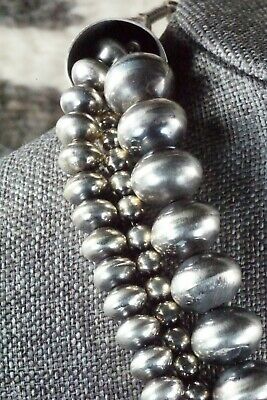 Navajo Pearl Necklace - Jan Mariano